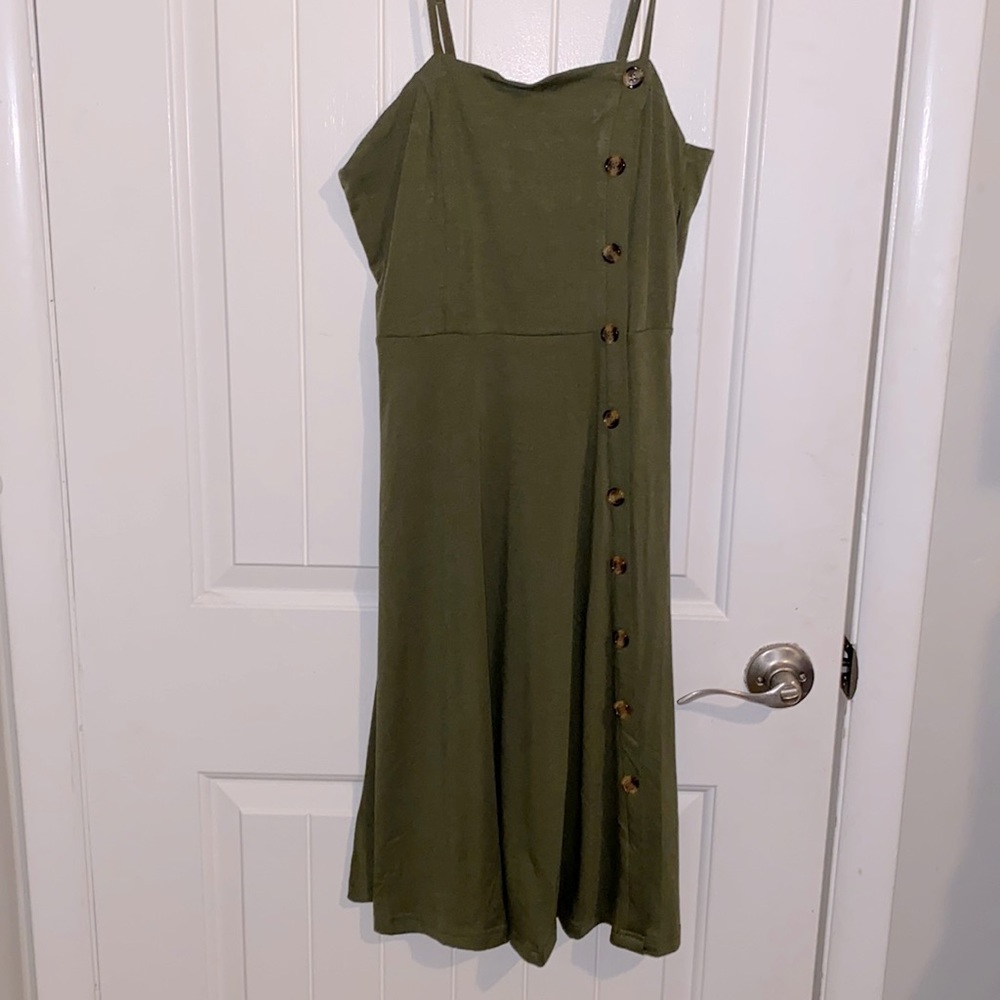Green Button Knee Length Sun Dress NEVER WORN size small